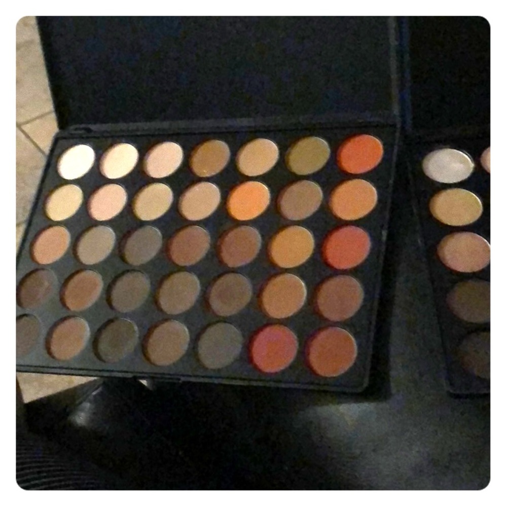 MORPHE 350 ALL MATTE AND ALL SHIMMER PALETTE